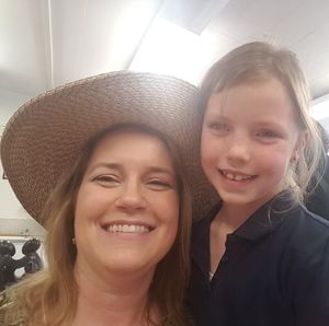 Meet your Posher, Carla